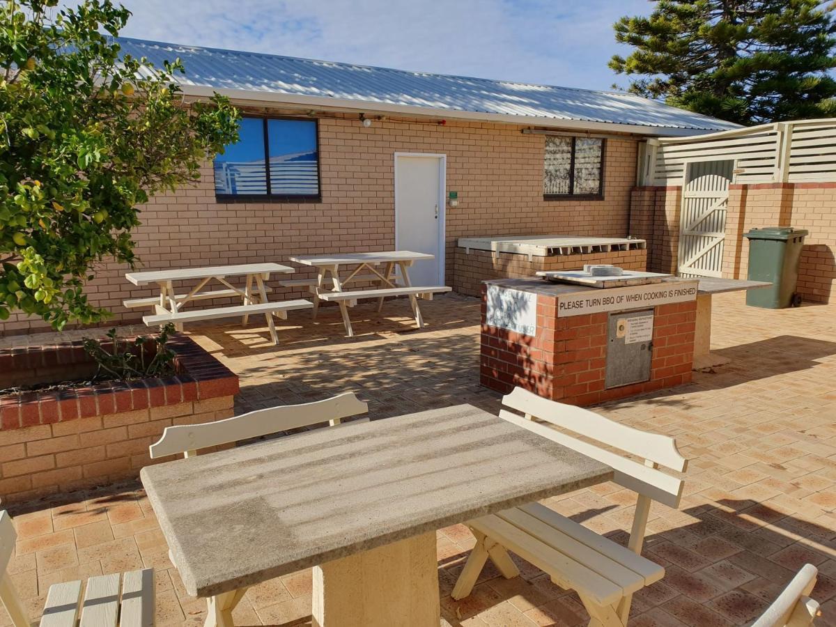 Ocean Beach Chalet 18 Jurien Bay Exterior photo